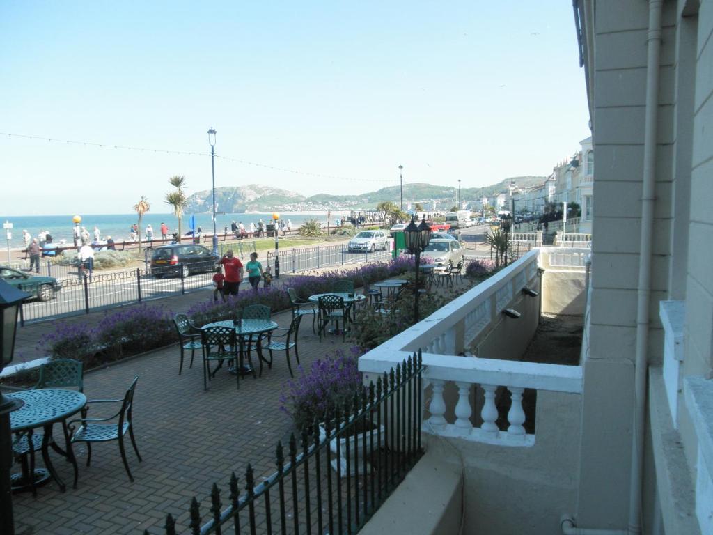 Queens Hotel Llandudno Extérieur photo